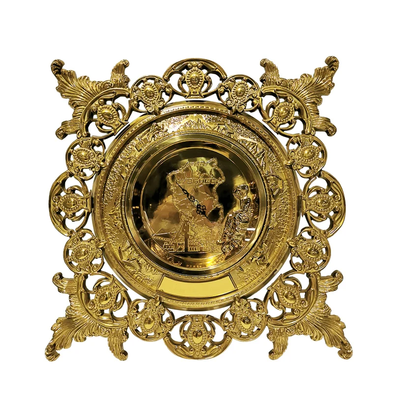 

Antique wall decor for showroom gallery accessories indoor ornament showing and decorate house bronze Italian wall clock