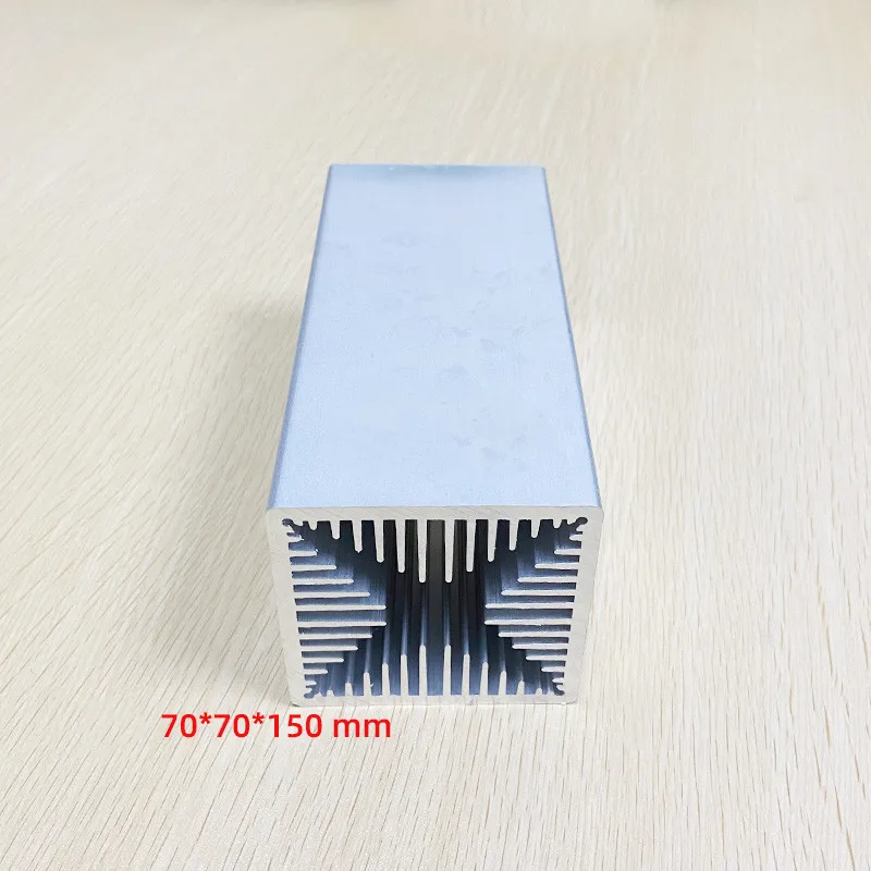 Radiador Refrigerado a ar do Tubo de Alta Potência Perfil Eletrônico Microplaqueta da Refrigeração Túnel de Vento Dissipador de Calor Refrigerador do Módulo 70*70*150 mm