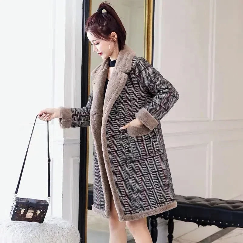 

Женское шерстяное пальто, зимняя куртка, новинка 2022, модное клетчатое пальто средней длины, плотное теплое шерстяное пальто, женская верхняя одежда, пальто, женские топы