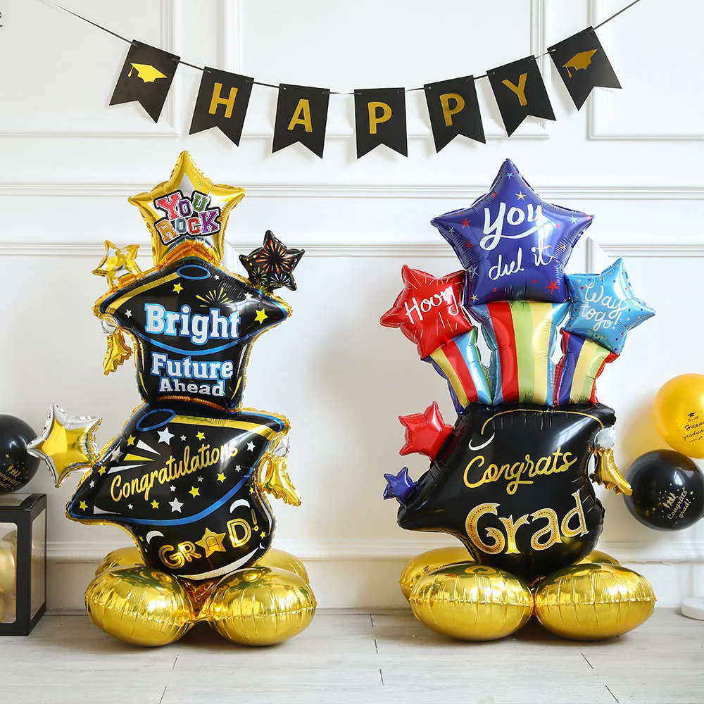 Nuovi palloncini per feste di laurea 4D in piedi Foil Globos Graduation 2024 Bachelor Cap Grad congratulazioni decorazione bomboniere per bambini