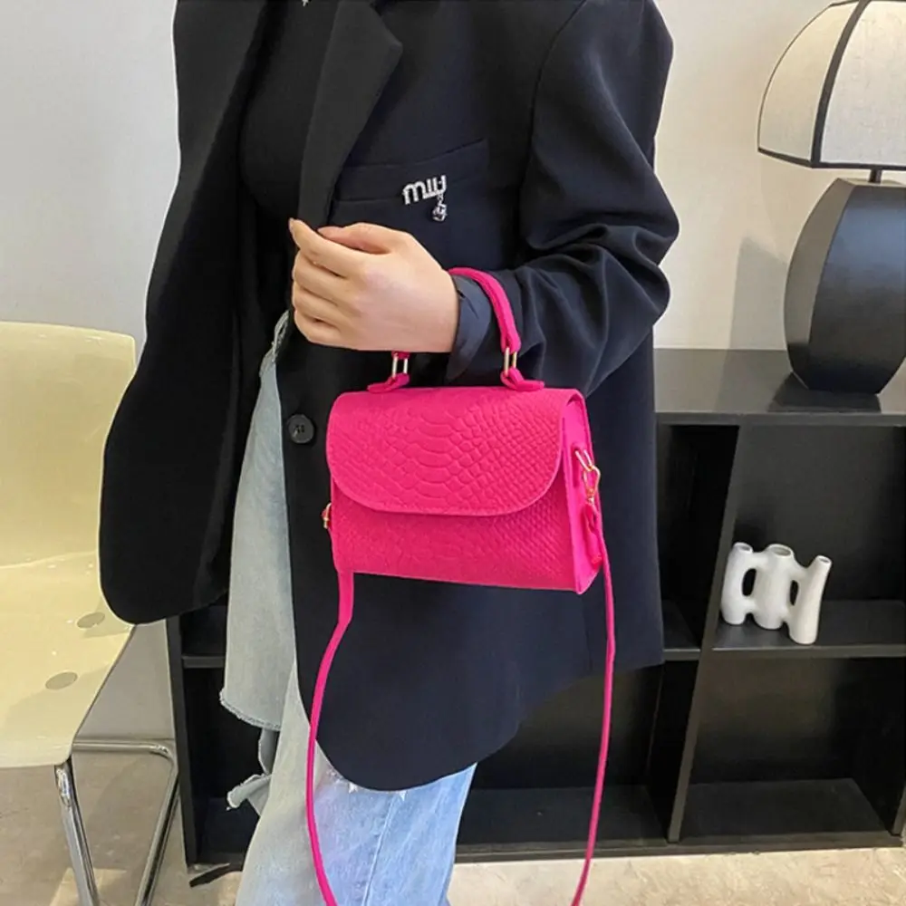 2023NewLadiesBagsTrendHandbagsRetroDesignerLuxurySquare