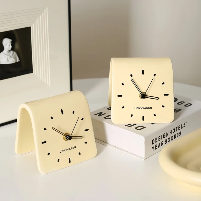 Modern Table Clock