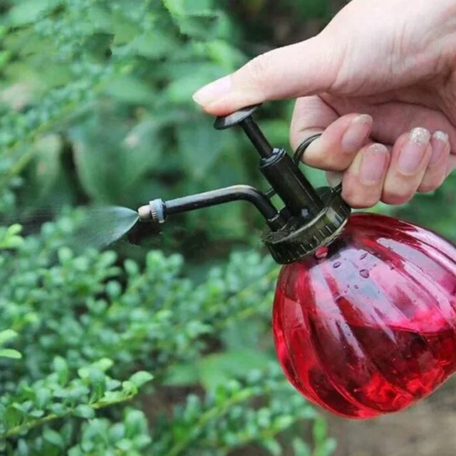 1 PC Glass Watering Can Pot Vintage Plant Mister Pressure Sprayer Retro Pumpkin Spray Bottle imitation bronze Sprinkler 3
