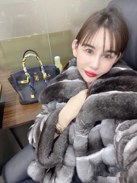 Fausse Fourrure Manteau De Luxe Manteau D'hiver En Fausse Fourrure - Main Image