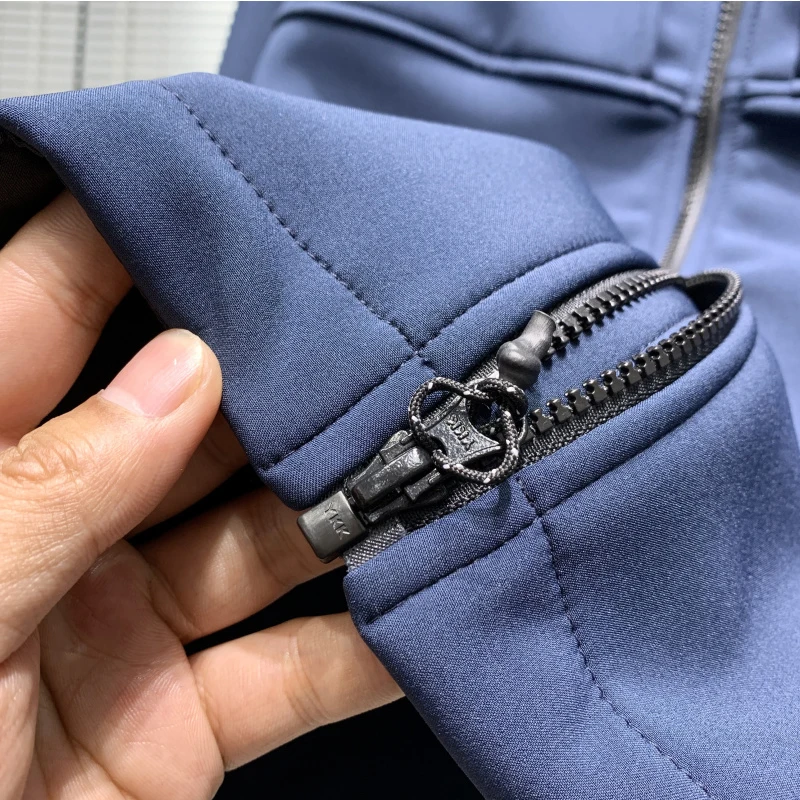 Men's Fleece Stand-up Collar Hooded Soft Shell Jacket Waterproof Windproof Climbing Jacket Fashion Casual Fleece Warm