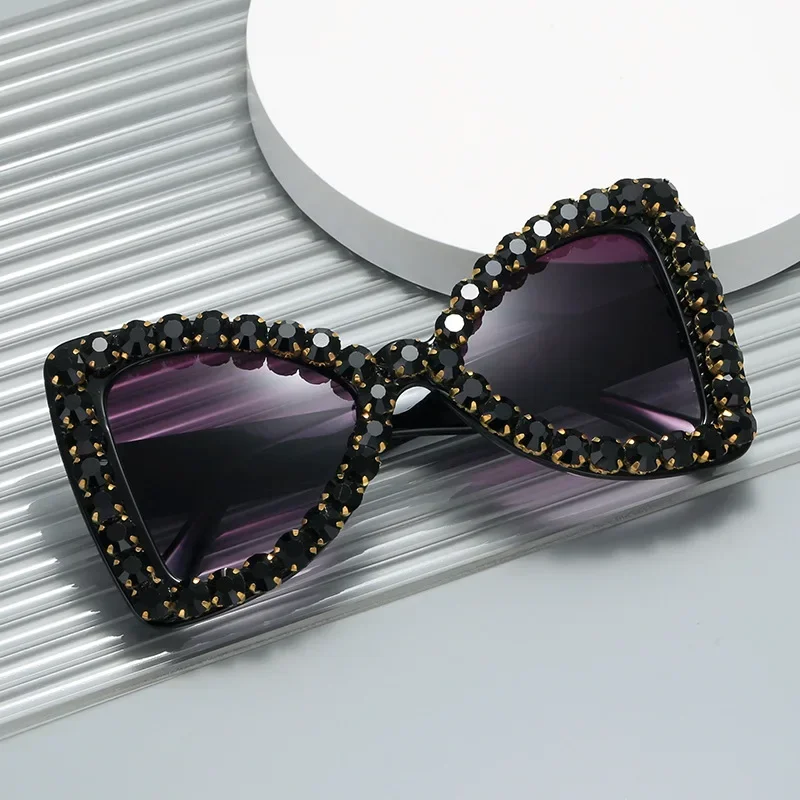 

Brand Design Handmade Rhinestone Cat Eye Sunglasses Fashion Glasses Women 2024 Vintage Black Sunglasses Beach Party