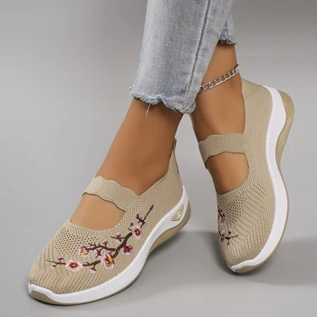 Spring new women's sports shoes, fashionable, breathable, lightweight, non-slip, wear-resistant, casual sports shoes, flat shoes