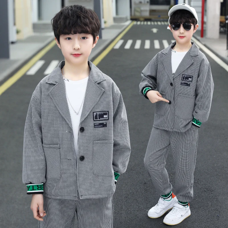 Детский комплект из куртки и б