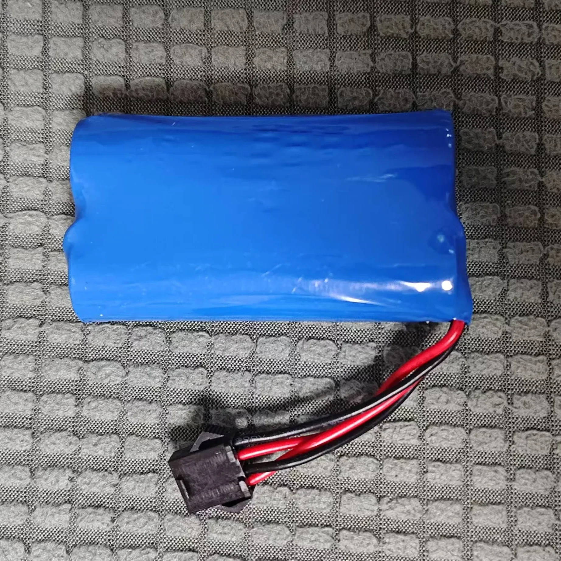 Batterie Li-ion 7.4V 1200mAh pour Voiture RC - Jaune