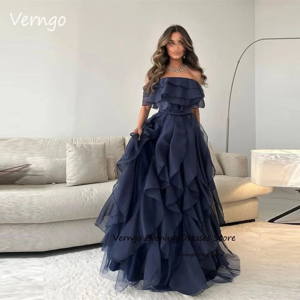 

Verngo Saudi Arabic Navy Blue Organz Long Prom Dresses 2023 Ruffles Strapless Long Evening Gowns Formal Party Occasion Dress