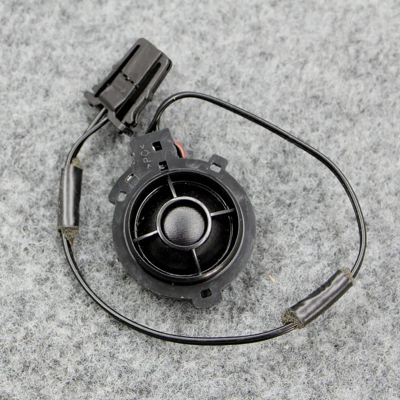 For Polo Passat Touran Bora golf Jette Octavia Front A-pillar tweeter Treble