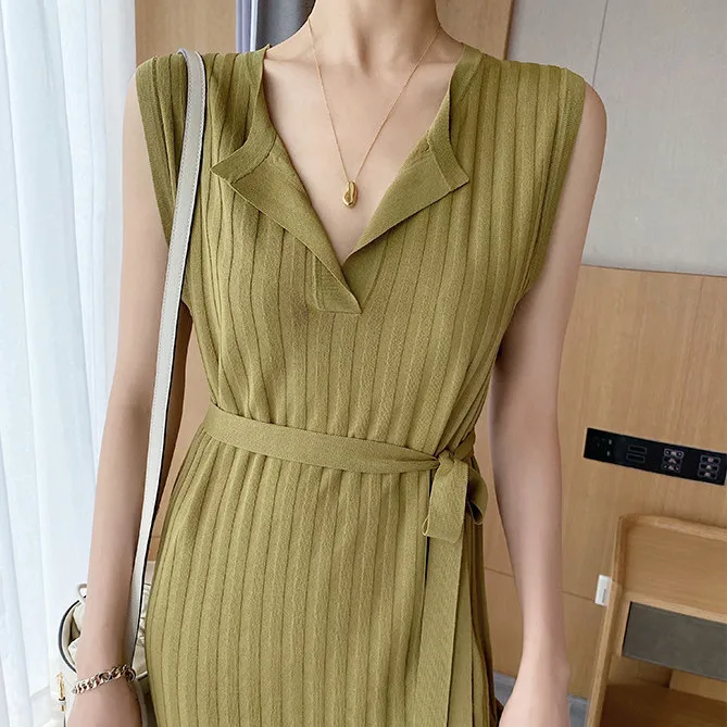 

New Women's Dress V-Neck Button Knitted Long Sleeve Dress Slim and Slim with Long Dress Straight Autumn/Winter