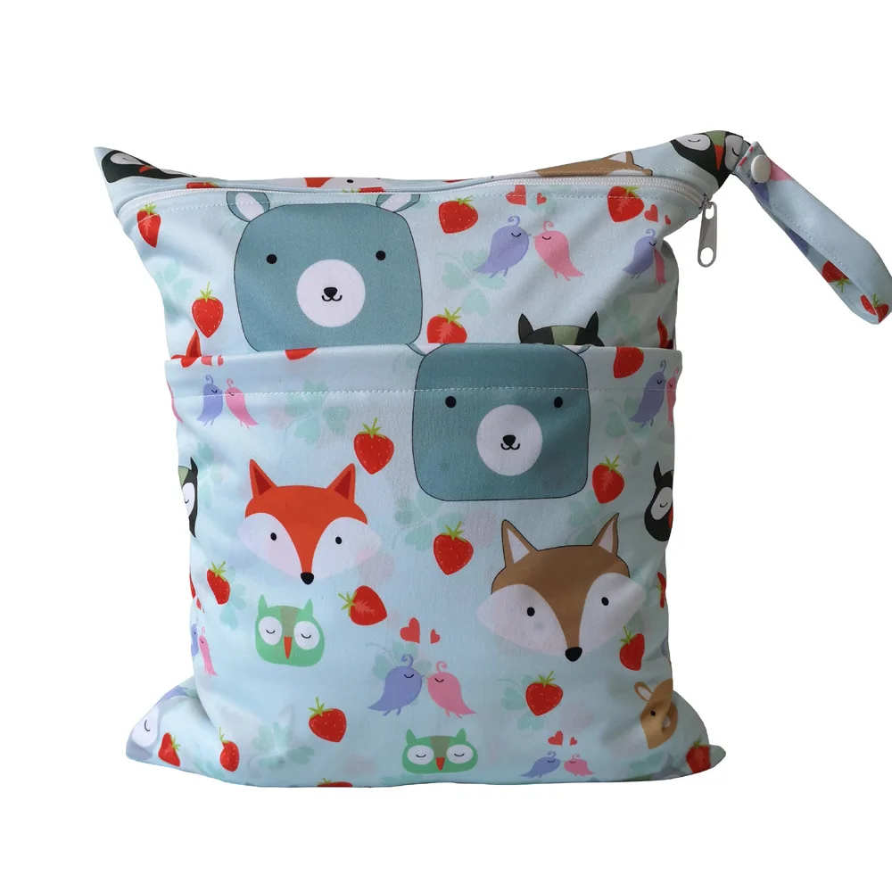 

36*30cm Convenient Cute Storage Bag Safe and Hygienic Baby Accessories Dry and Wet Separation Diaper Bag Bolsa Bolsas De Pañales