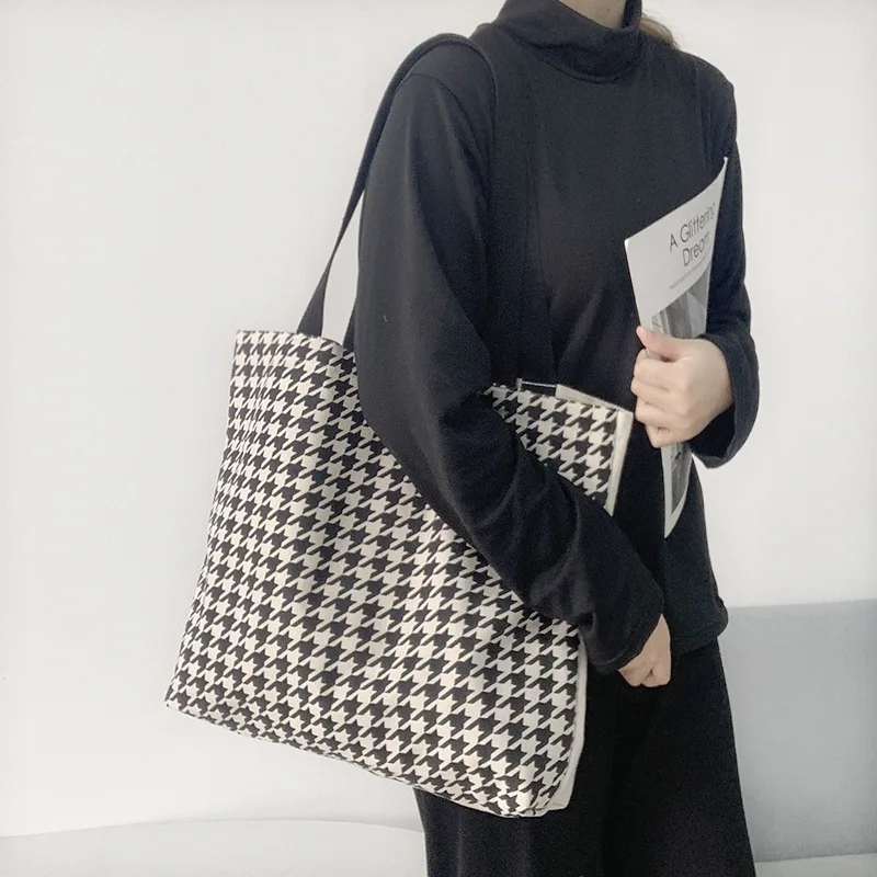 

Large Capacity Tote Bags For Women Fashion Houndstooth Woman Shopper Designer Handbags Canvas Travel Shopper Trend Female Bag