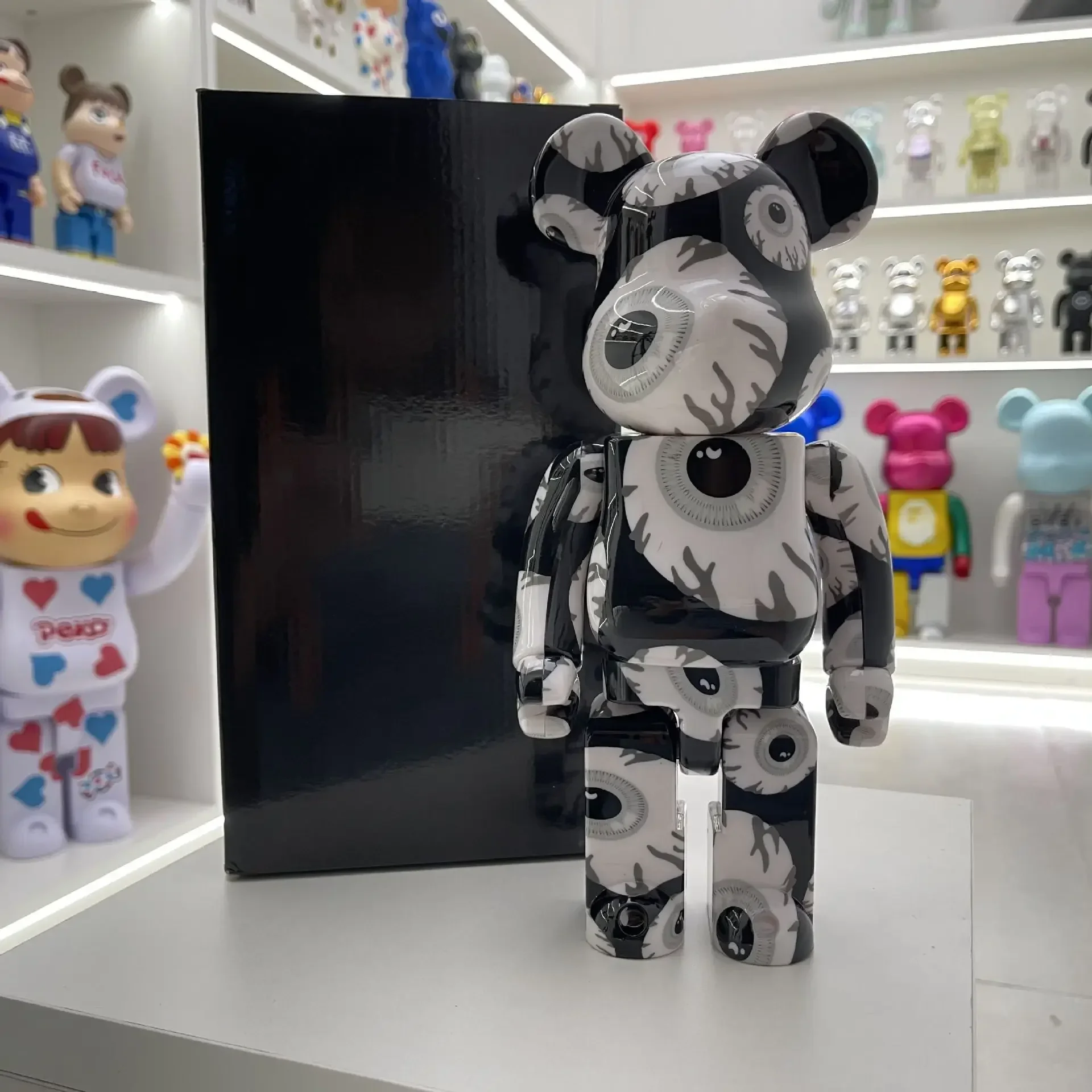 14colors Creative eyeball 400% resin violence bear office bedroom living room high-end decoration bear brick