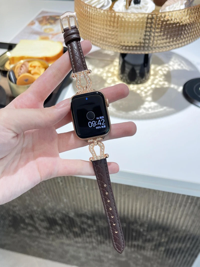 Фото Ремешок со стразами для Apple Watch Band 44 мм 45 мм 38-42-41 мм, роскошный кожаный браслет для iwatch series 8 7 SE 6 5 4 Ultra 49 мм №5
