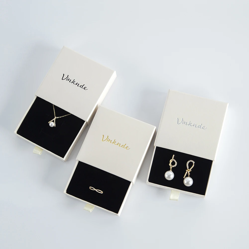 50 Custom Logo Beige Cardboard Drawer Jewelry Packaging Box Luxury Sliding Travel Ring Earring Necklace Bracelet Organizer Boxes