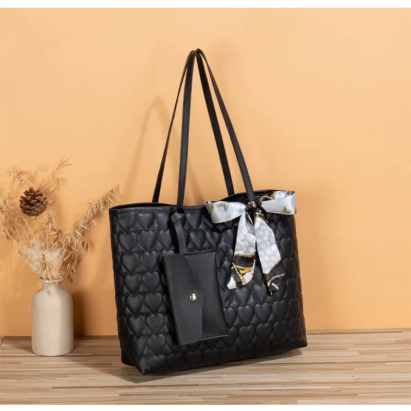 Silk scarf tote bag 2025 new fashion trend love embroidery solid color large capacity mother and child handbag, one piece