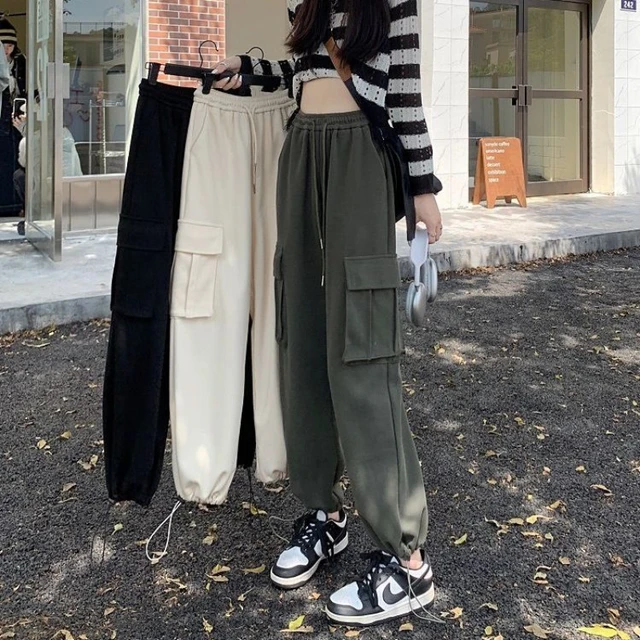 How To Style The Ultimate Cool Girl It Pants : Cargo Pants | Le Chic Street