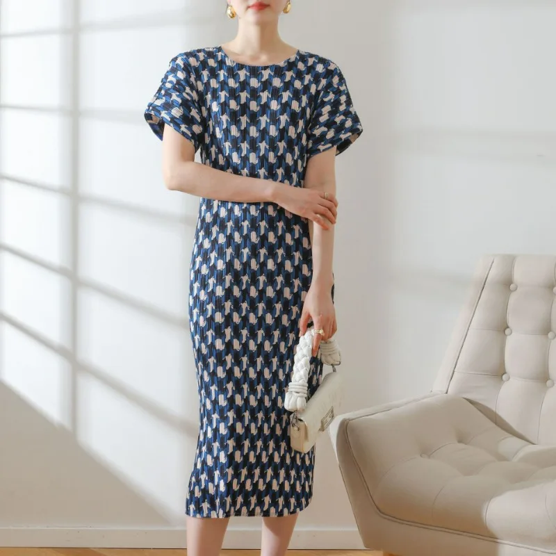 

High Quality Sanzhai Pleated 2024 Summer New Print French Style Bubble Sleeve Dress, Elegant and Age Reducing Mid Length Dress