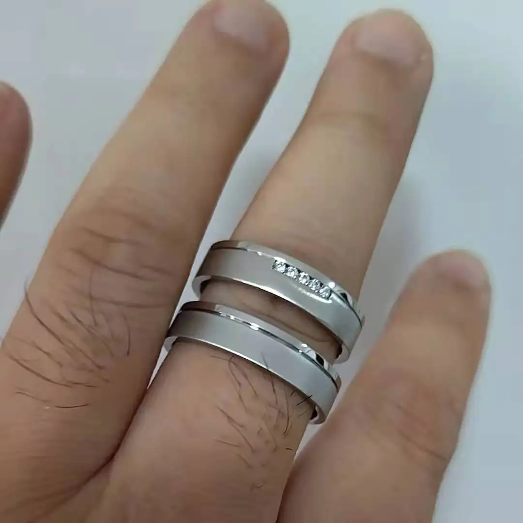 Feng Chen Wang（フェン・チェン・ワン）の「”FCW“ LOGO RING