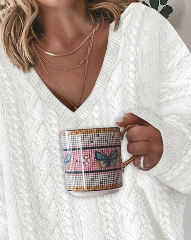 Рисунок 3 - Женский пуловер, свитер 2023, асимметричный