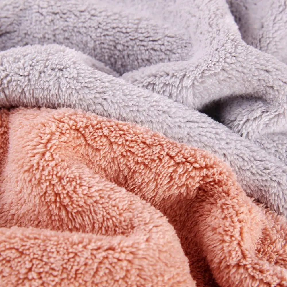 Description Picture 4 of itemHousehold Cartoon Cat Hair Towel Coral Velvet Absorbent Bath Towel Thicken Cute Quick Drying Shower Towel