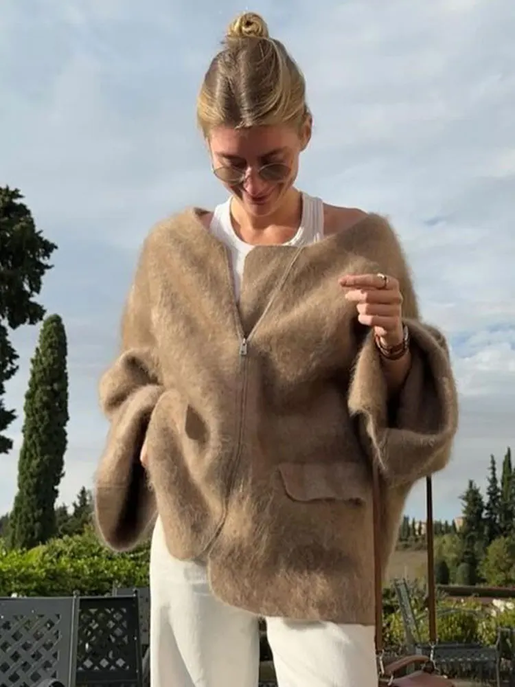 

Elegant Mohair Mink Velvet Jackets For Women Loose Long Sleeve O Neck Zipper Coat 2023 Fashion Autumn Commute Party Streetwear