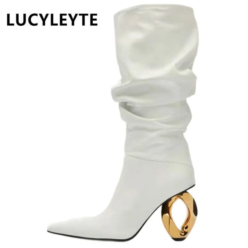 

2023 Autumn/Winter Women's New Fashion Metal Shape High Heel European and American Track Shoes Fashion Pleated Banquet Boots