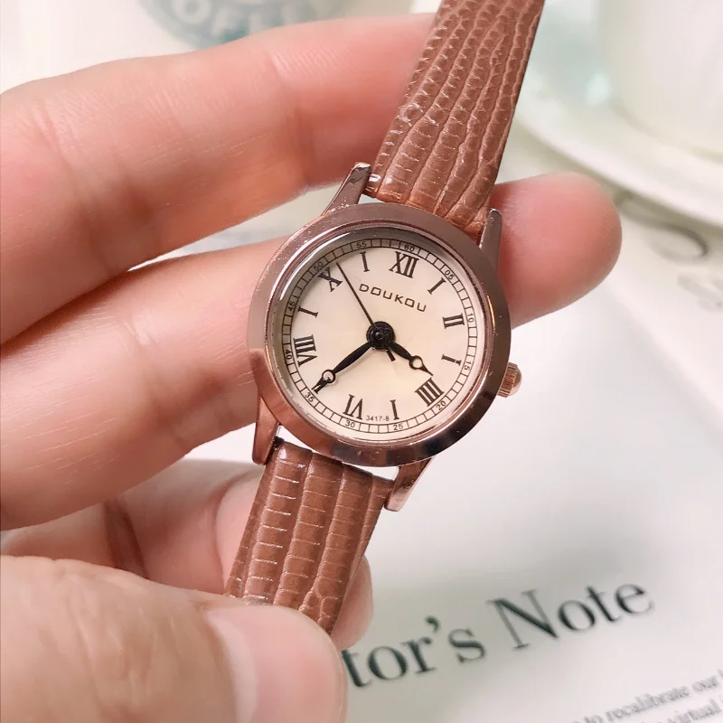 

Famous Brand Women Quartz Watch Casual Fashion Versatile Leather Strap Wristwatch Luxury Clock Gifts Dropshipping Reloj Mujer