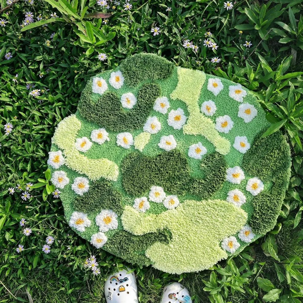 Moss Bath Mat Green Bathroom Rug with Small White Flowers Non Slip Door Mat for Bedroom and Kitchen Soft Washable Rug Floral Na