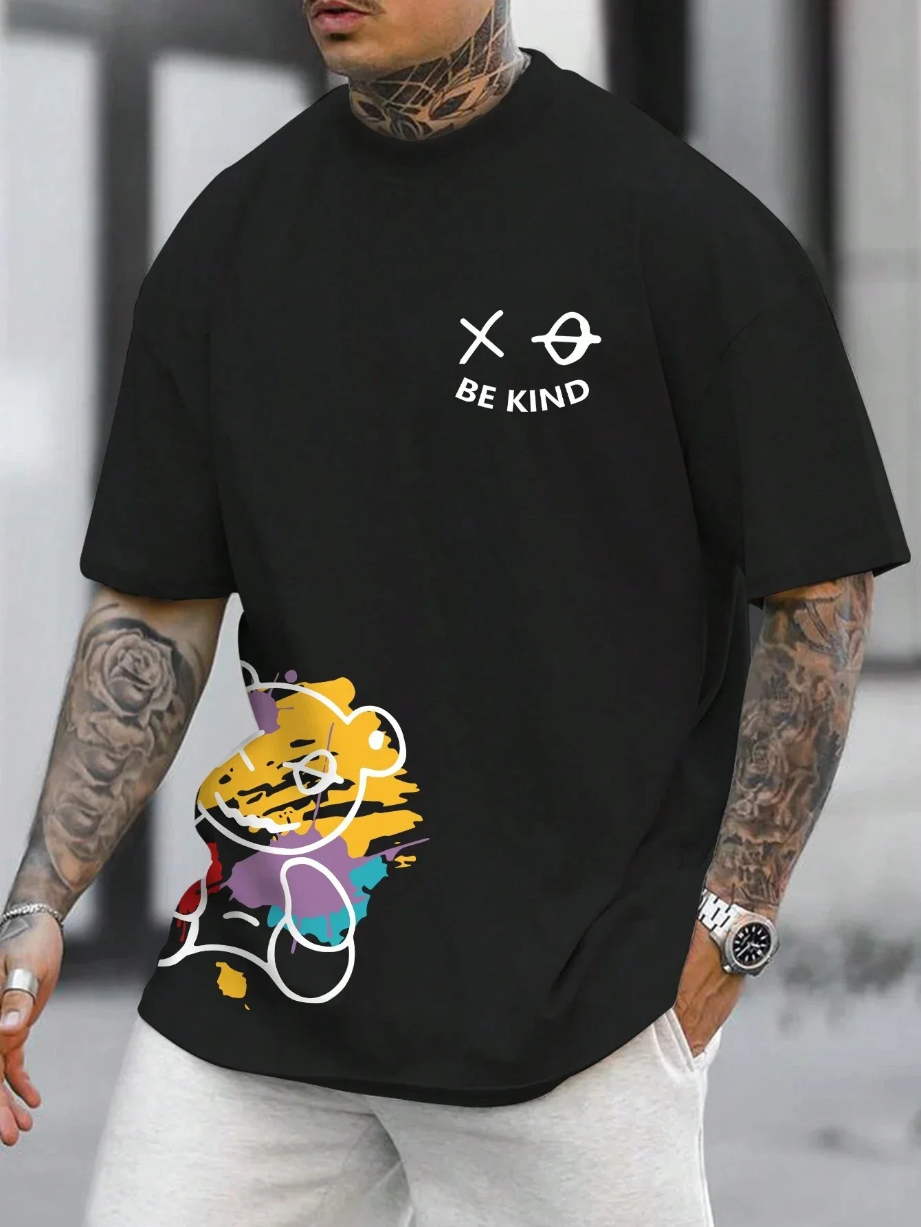 thumbnail image 1 of Camiseta de verano 100% algodón puro para hombre, talla holgada, con estampado de letras BE KIND, de dibujos animados, informal, cómoda, con cuello redondo y manga corta, 1 of 5