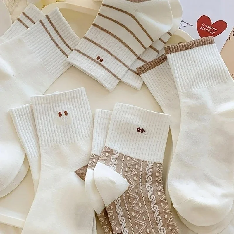 Women's Socks 5 Pairs Cute Smiling Print Comfy Soft Crew Sports Stockings Hosiery