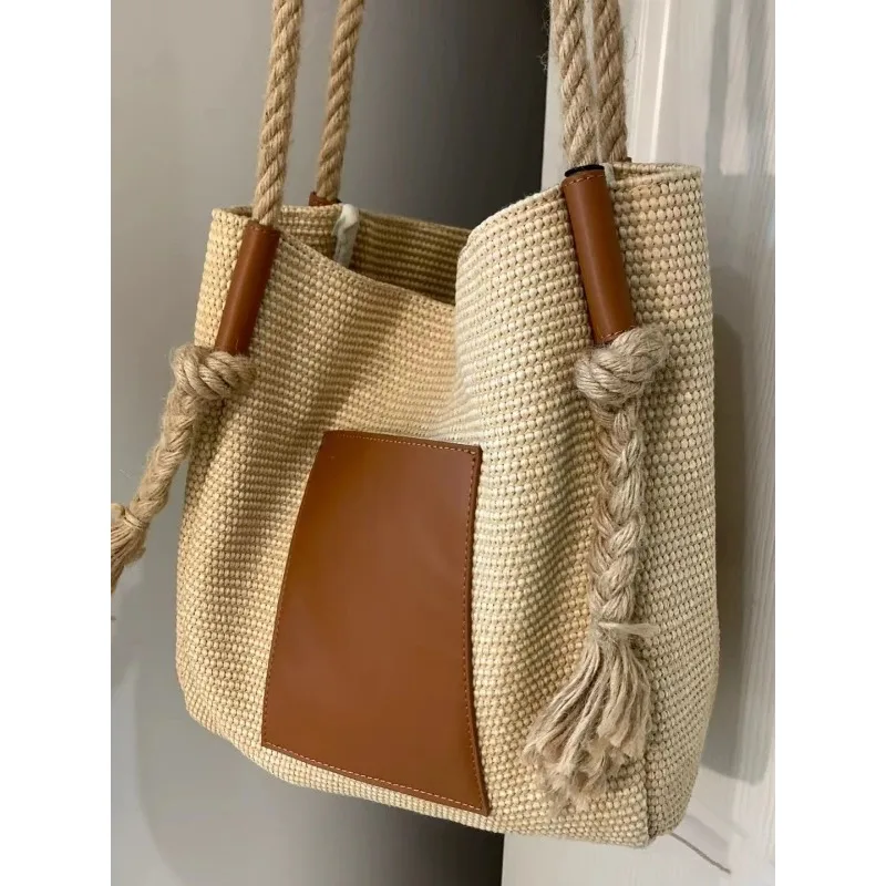 Large Capacity Handmade Woven Tote Bag for Women's Summer New Versatile Fashion Design Single Shoulder Casual Underarm Bag