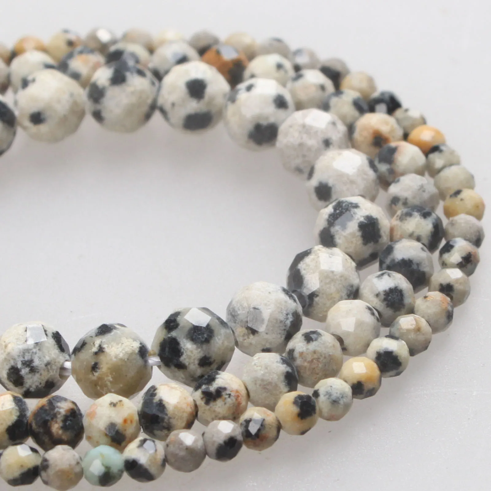

Natural Stone Beads High-light Faceted Dalmation Jasper Stone Small Loose Beads 2 3 4mm For Bracelet Necklace Jewelry Making