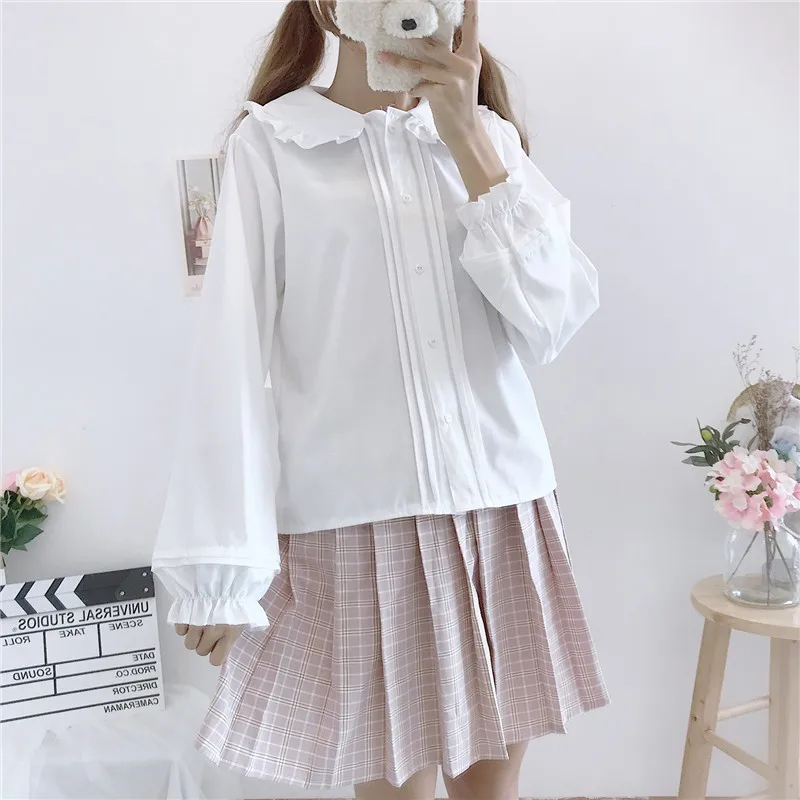 Girl Black White Long Sleeve Lolita Shirt Women Blouses Retro Vintage Blouse Shirts For Woman Sweet Peter Pan Collar Tops Party