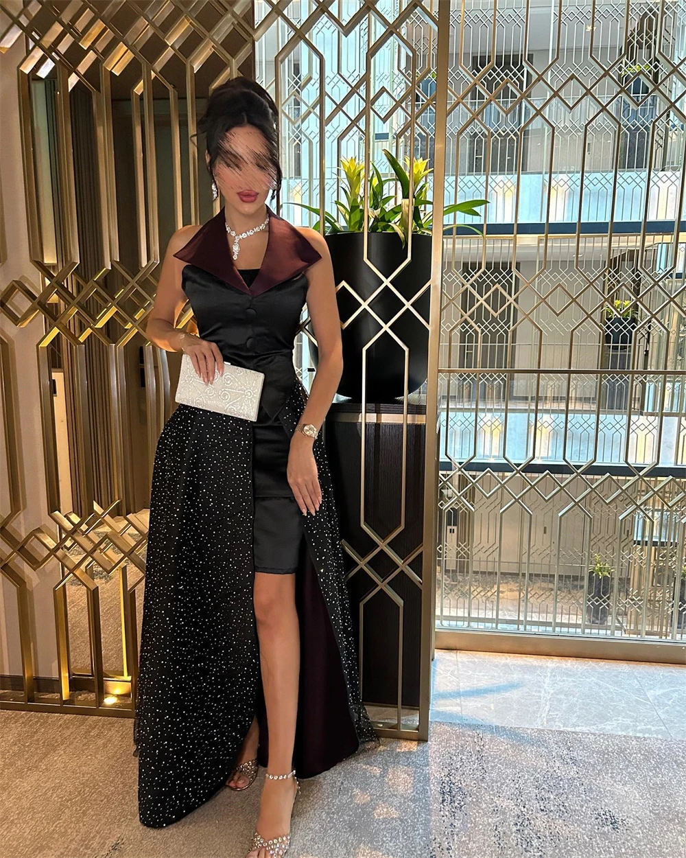 أزياء مخصصة معقدة على شكل حرف V ترتر إمبراطوري طول...