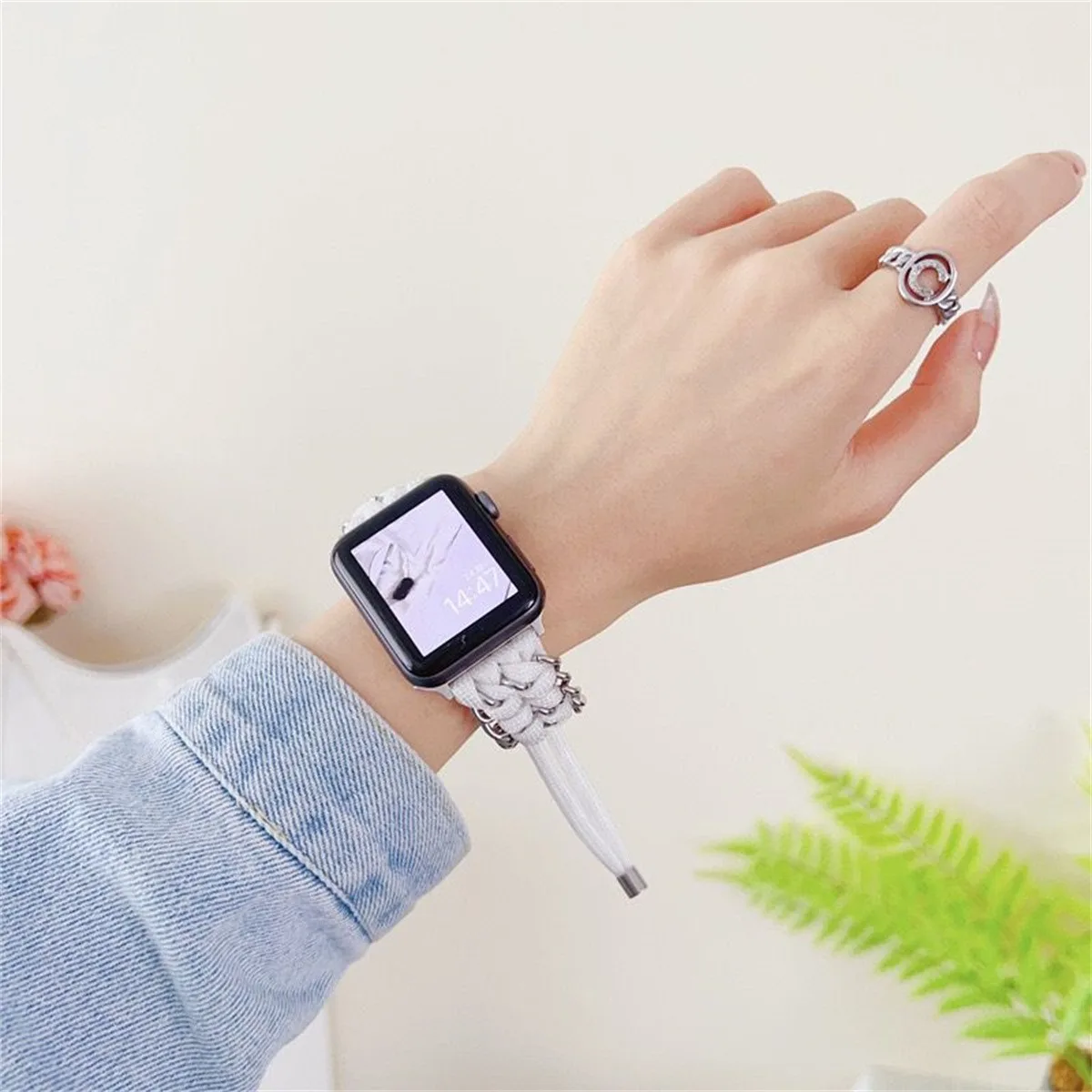 Cinturino per orologio in acciaio inossidabile per gioielli per iWatch serie 10/9/8/7/6/5 cinturino per orologio da polso alla moda 42/44/45/46/49 mm 38/40/41 mm_voghion.com