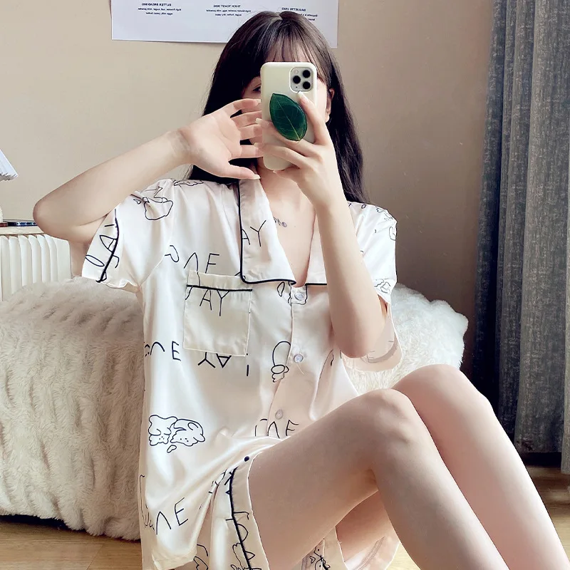 Рисунок 4 - Женские пижамные комплекты Пижама