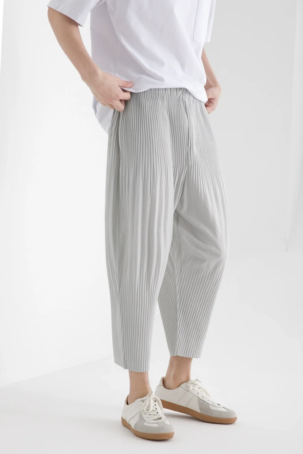 Miyake Pleated Japanese Harem Pants Men Loose Pants Breathable Low-crotch Vintage Clothing men harem pants