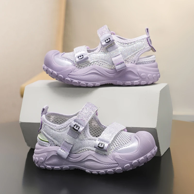 여아용 폐쇄형 발가락 끈이 있는 스포츠 샌들, 보라색 반짝이 통기성 메쉬 신발, 미끄럼 방지 조절 가능한 스트랩 여름 해변 운동화 (아동용)