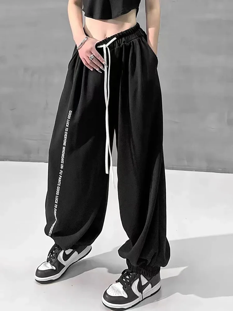 

Zoki Bf Streetwear Hip Hop Oversize Bloomers Women High Waist Letter Casual Trousers American Style Loose Student Sweatpants
