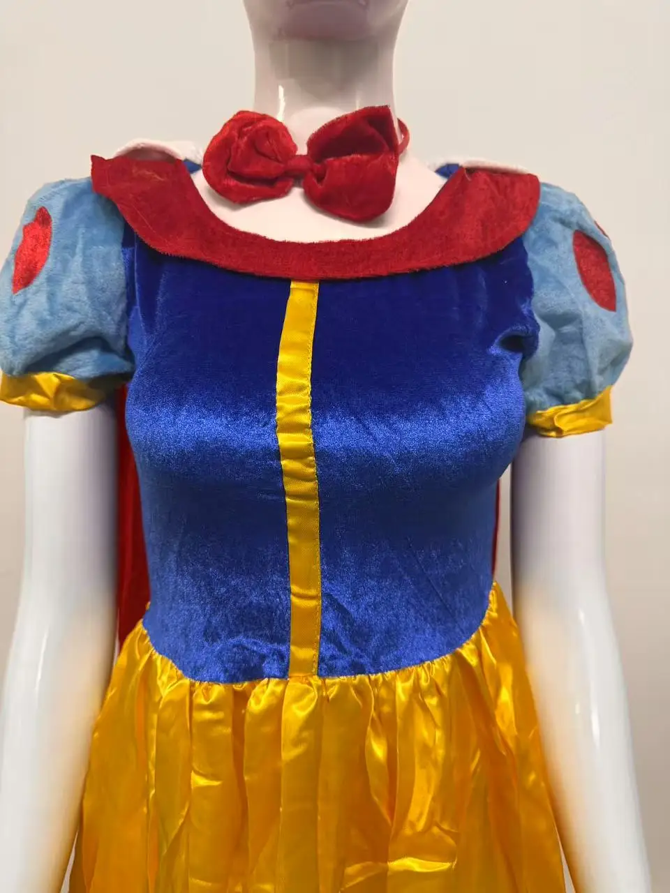 Snow White | Yellow Dress Cosplay Costume 24 Disney Snow White Cosplay Costume for Women (Unofficial)