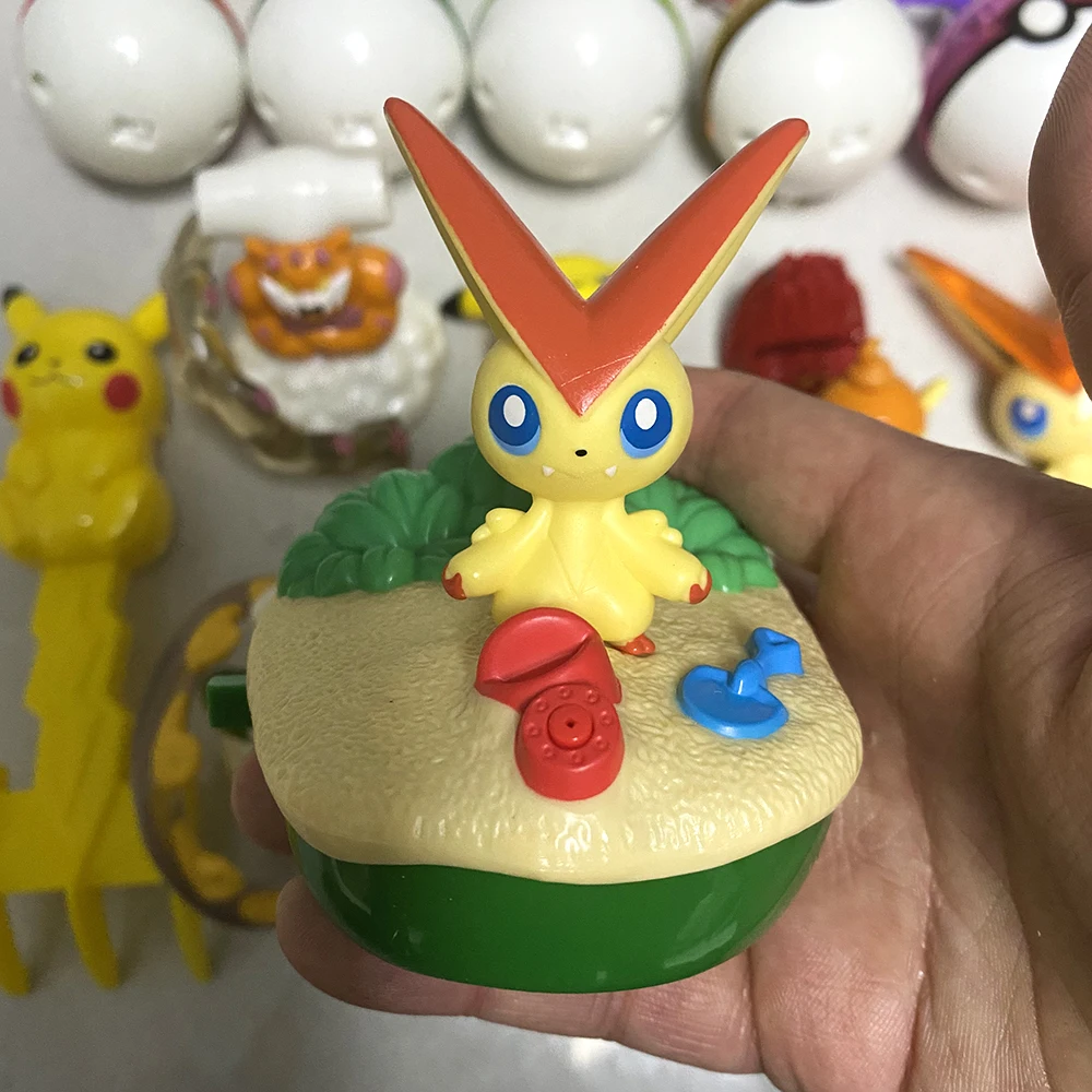 Bandai Pokémon Swimming Circle Series Pikachu Victini Landorus Tornadus,  Figura De Ação Bonito Criativo - AliExpress