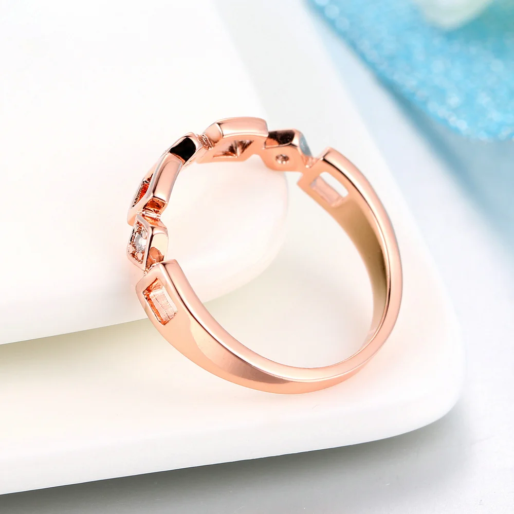 Rose Gold Crystal Chain Ring For Women Elegant Accessory_voghion.com