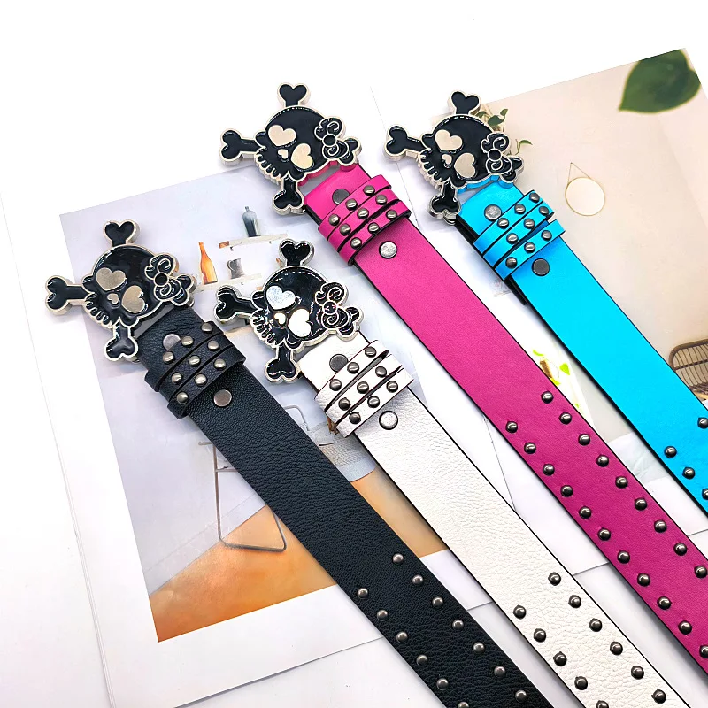 

Harajuku Y2K Millennium Spicy Girl Street Black Skull Head Plate Buckle Rivet Decorative Belt