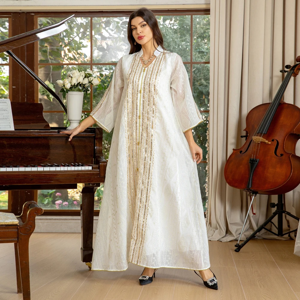 Zahraa Dubai Fashion Sequins Embroidery Abaya Chic And Elegant Women Evening Dress Long Sleeve Notched V-Neck Casual Robe 2026 1