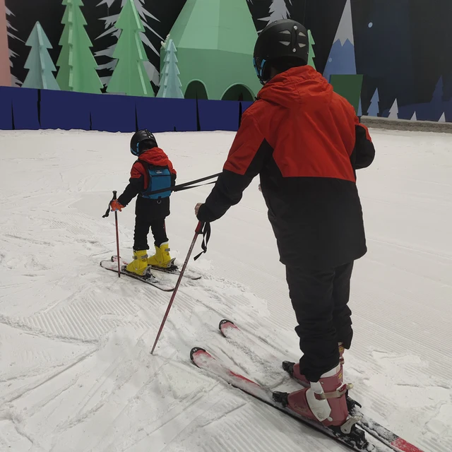 thumbnail image 2 of Kids Ski And Snowboard Harness Leash Equipment Ski Shoulder Harness For 2 of 11