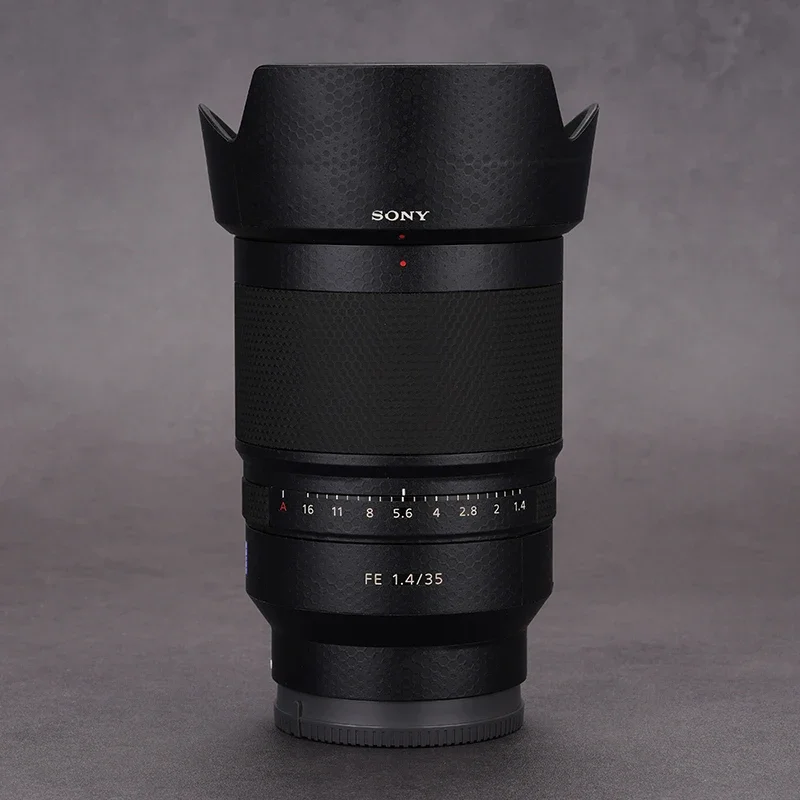 25日まで出品⭐︎ SEL35F14Z 35mm F1.4 + プロテクター 25日まで出品⭐︎ SEL35F14Z 35mm F1.4 + プロテクター
