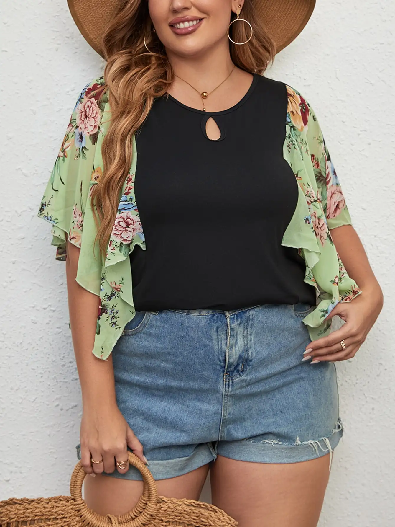 

Finjani Plus Size Casual Top, Women's Plus Colorblock Floral Print Ruffle Sleeve Round Neck Cut Out Top